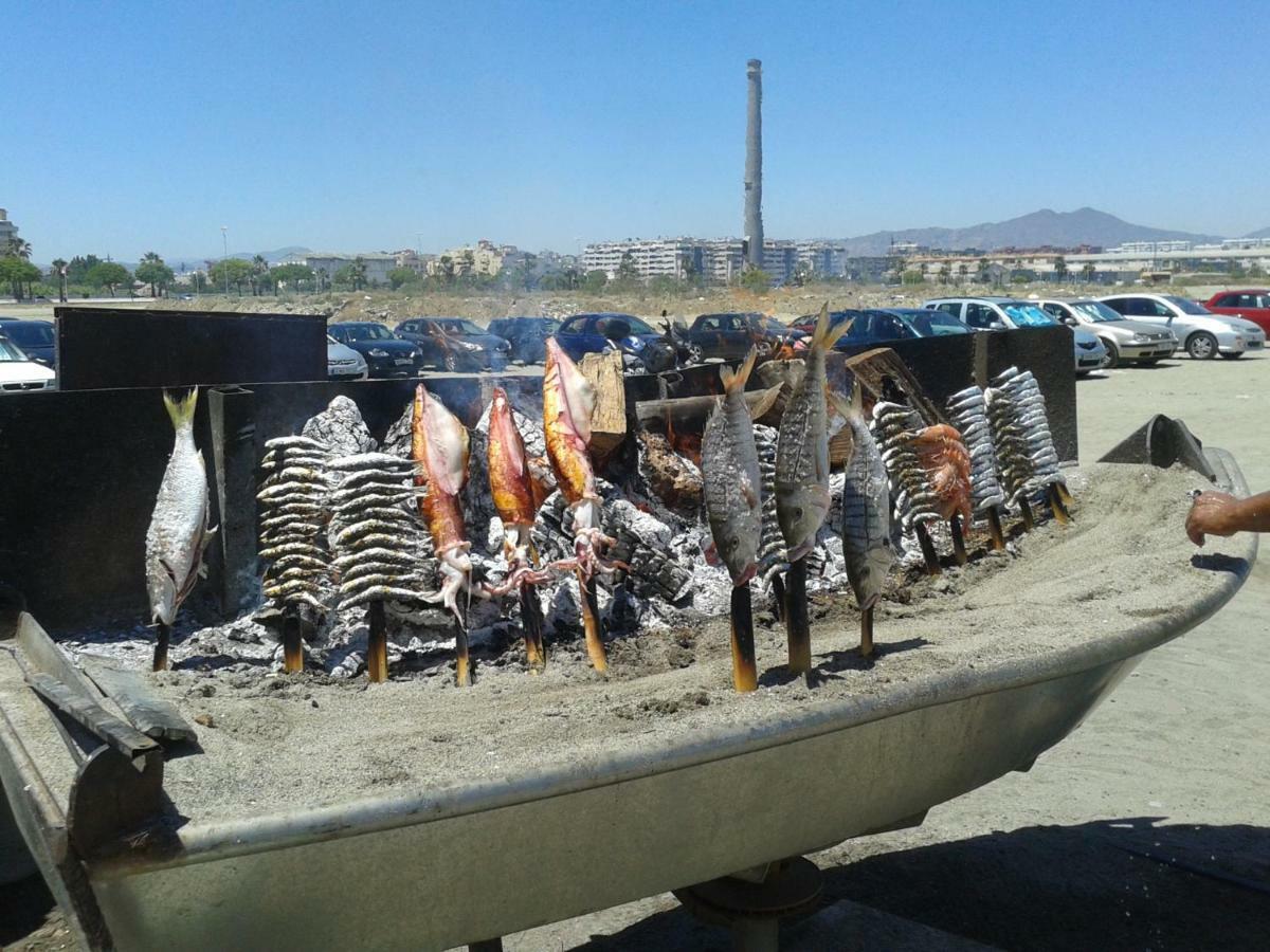 On The Beach! Frente Al Paseo Maritimo, Parking Y Piscina Μάλαγα Εξωτερικό φωτογραφία